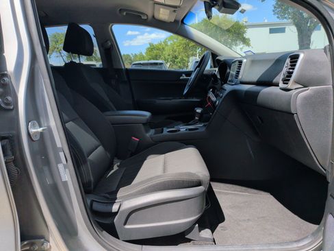 Used 2021 Kia Sportage LX FWD image 32