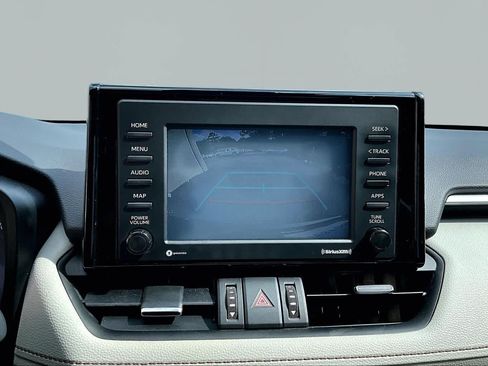 Used 2022 Toyota RAV4 XLE Premium FWD image 27