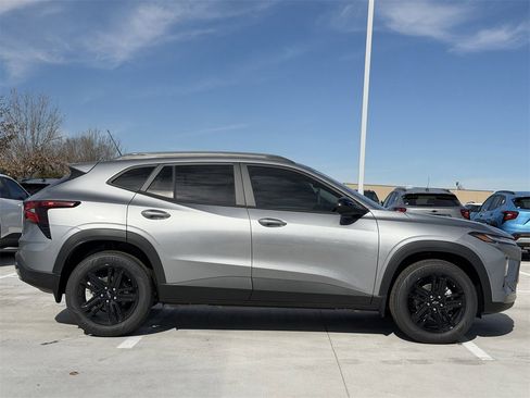 New 2026 Chevrolet Trax ACTIV w/ Sunroof Package image 3