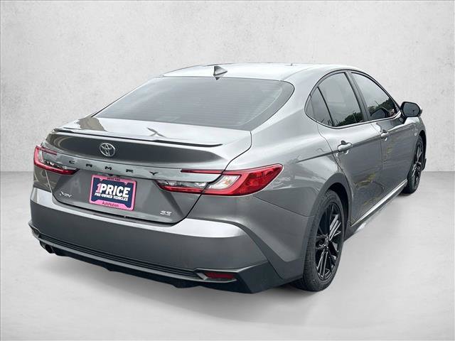Used 2025 Toyota Camry SE w/ Multimedia Upgrade Package FWD image 5