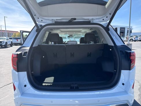 New 2026 GMC Terrain Denali w/ LPO, Floor Liner Package image 18