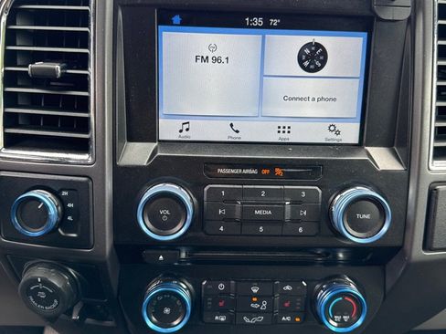 Used 2016 Ford F150 XLT w/ Equipment Group 302A Luxury AWD/4WD image 12