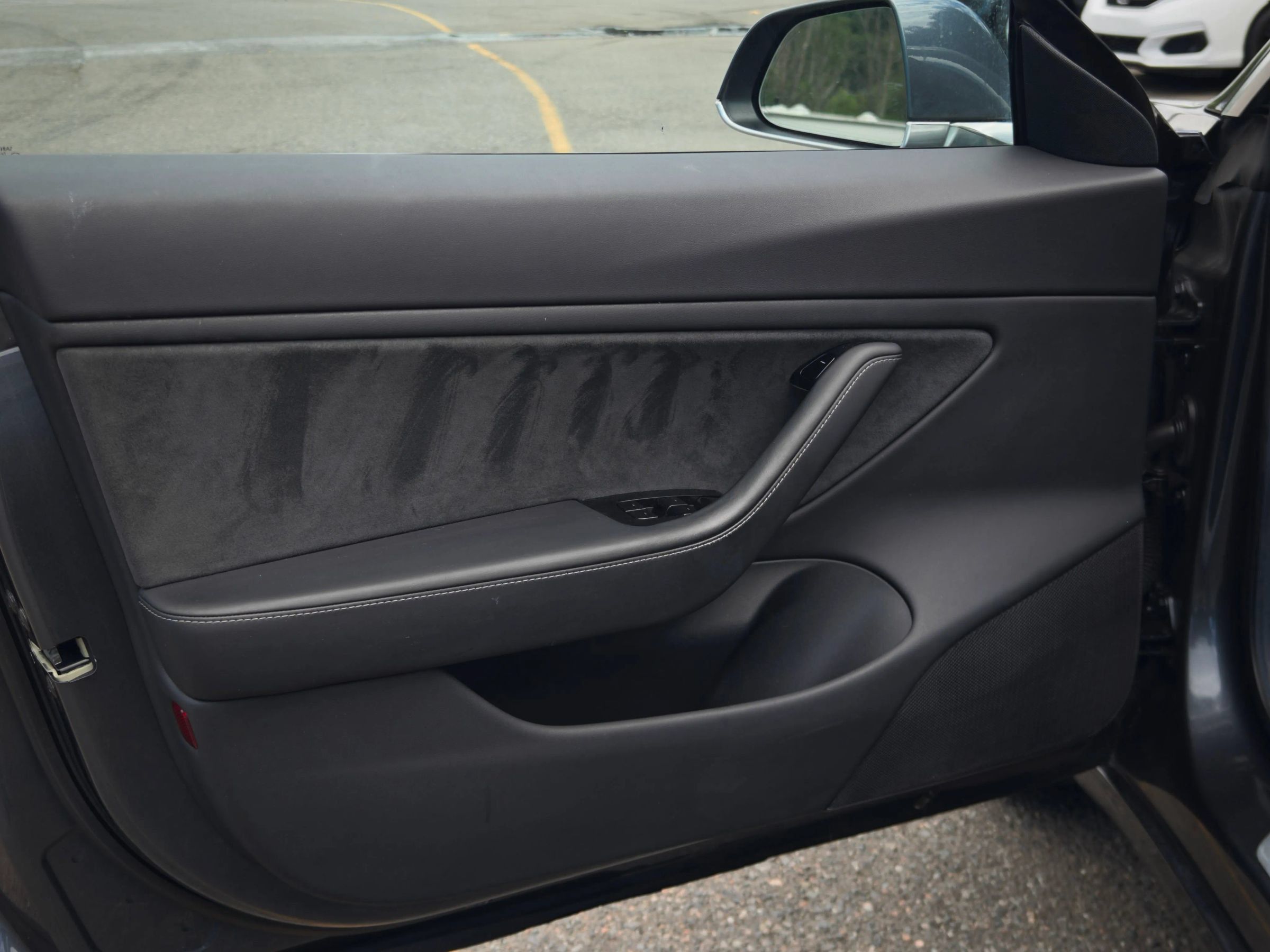 Used 2018 Tesla Model 3 Long Range RWD image 19
