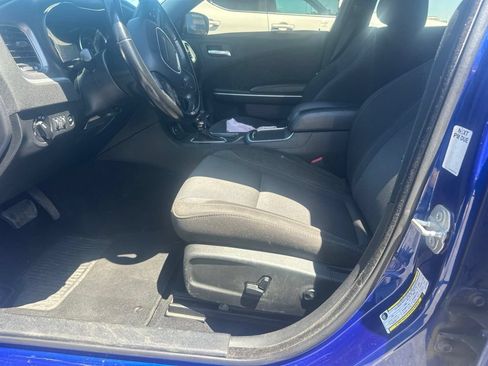 Used 2020 Dodge Charger SXT RWD image 7