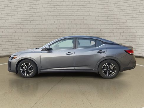 Used 2024 Nissan Sentra SV w/ All-Weather Package image 6