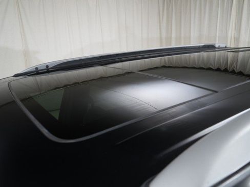 Used 2017 Ford Explorer XLT w/ Equipment Group 201A image 26