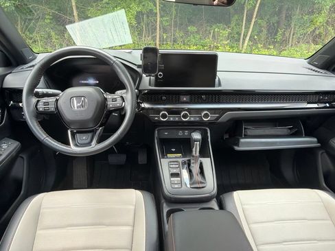 Used 2024 Honda CR-V Sport Touring image 7