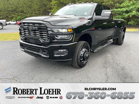 Used 2025 RAM 3500 Big Horn AWD/4WD image 1