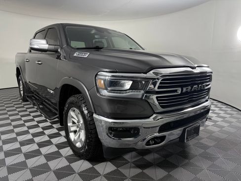 Used 2022 RAM 1500 Laramie AWD/4WD image 1
