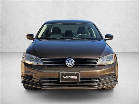 Used 2015 Volkswagen Jetta S FWD image 2