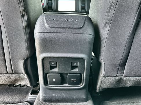 Used 2022 Ford Bronco Wildtrak AWD/4WD image 21