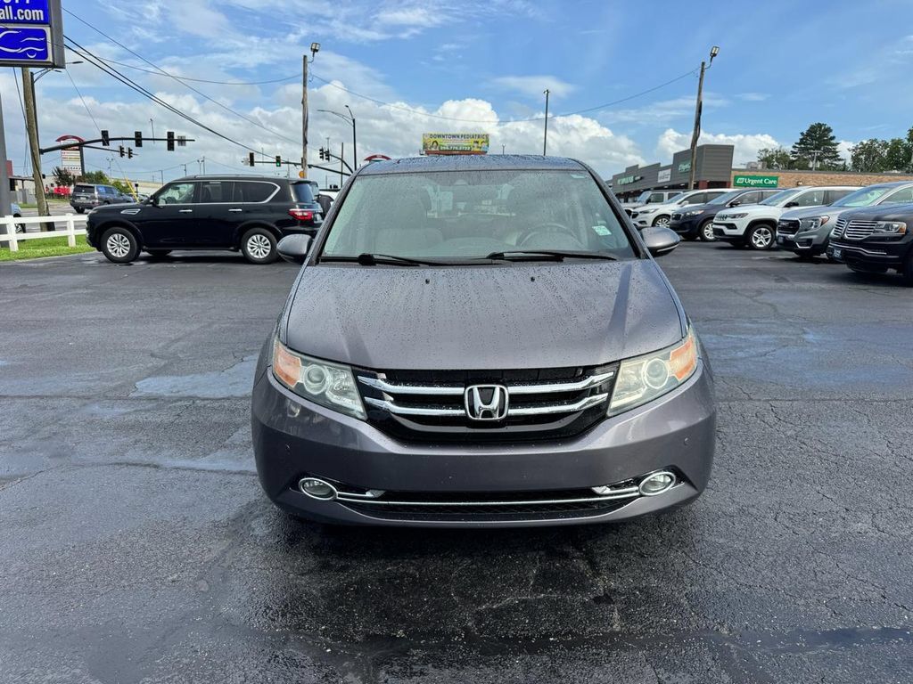 Used 2016 Honda Odyssey Touring image 3