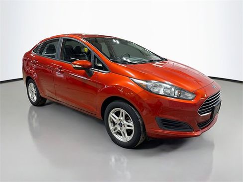 Used 2019 Ford Fiesta SE w/ Cold Weather Package image 5