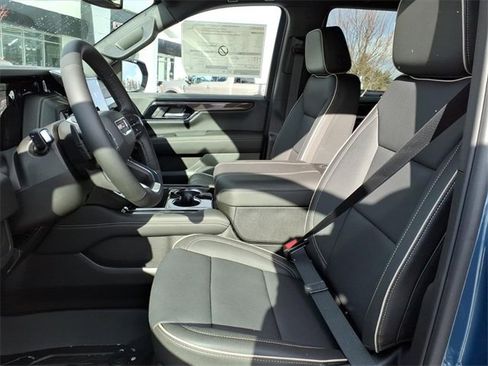 New 2026 GMC Yukon Elevation w/ LPO, Floor Liner Package image 8