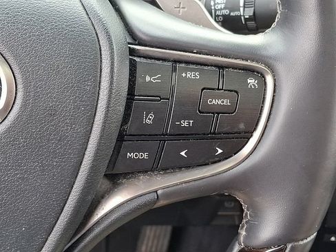 Used 2020 Lexus ES 350 w/ Premium Package FWD image 23