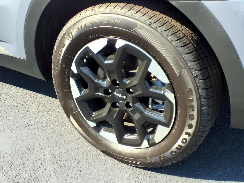 Used 2025 Kia Sorento S w/ Panoramic Sunroof Package FWD image 9