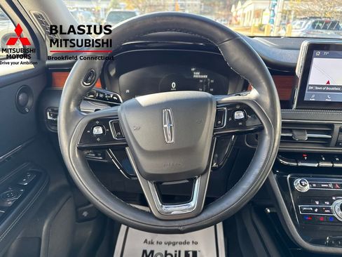 Used 2021 Lincoln Corsair Reserve image 32