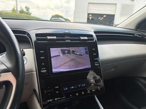 Used 2022 Hyundai Tucson SEL AWD/4WD image 14