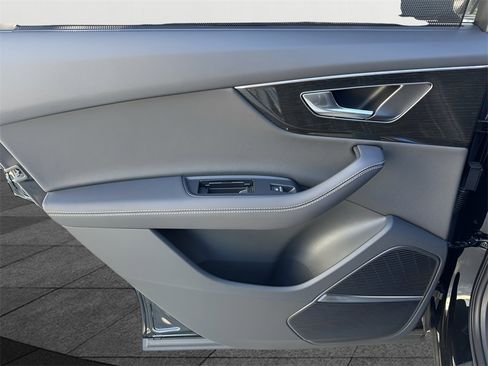 New 2025 Audi Q7 3.0T Premium Plus image 38