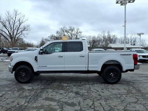 Certified 2021 Ford F250 Lariat w/ Tremor Off-Road Package image 4