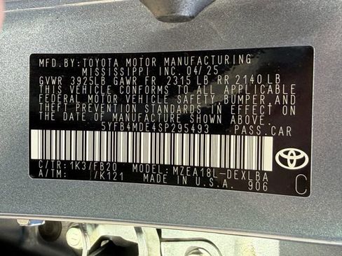 Used 2025 Toyota Corolla LE FWD image 23