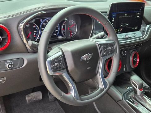 Certified 2024 Chevrolet Blazer RS w/ Driver Confidence II Package image 18