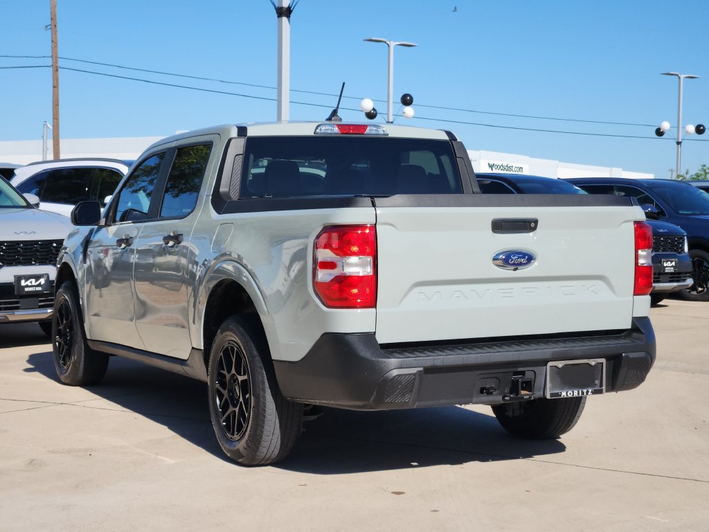 Used 2023 Ford Maverick XL FWD image 3