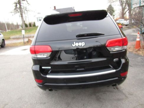 Used 2018 Jeep Grand Cherokee Overland image 31