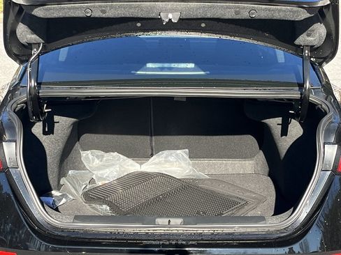 Certified 2025 Nissan Sentra SR image 20