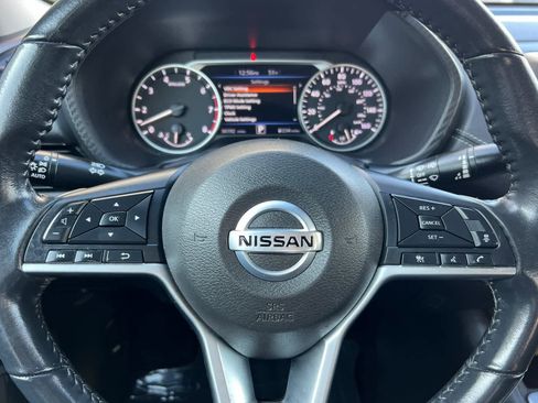 Used 2022 Nissan Sentra SV image 23