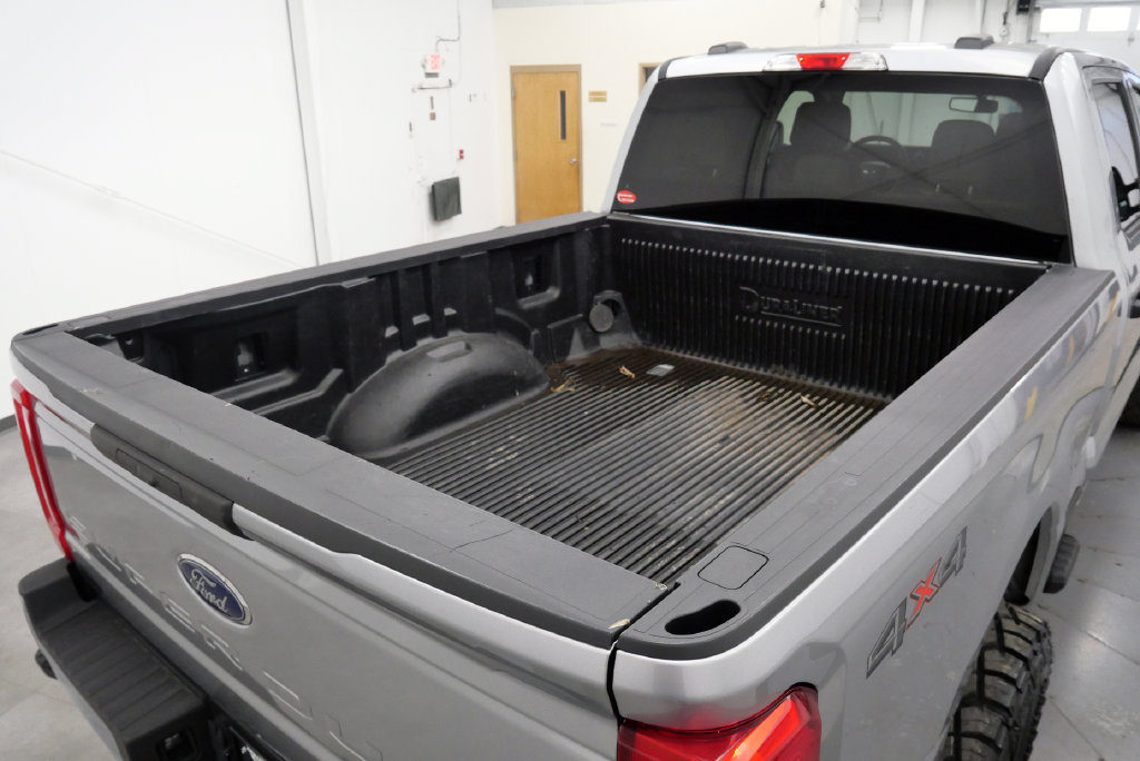 Used 2023 Ford F250 XLT AWD/4WD image 39