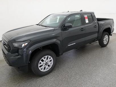 New 2025 Toyota Tacoma SR5