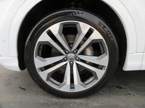 Used 2020 Audi Q8 Premium Plus image 52