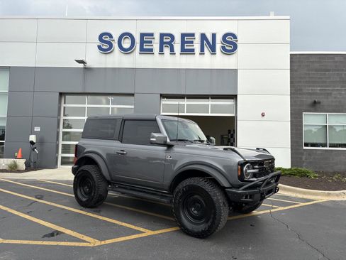 Used 2023 Ford Bronco Outer Banks w/ Sasquatch Package AWD/4WD image 1