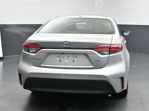 Used 2023 Toyota Corolla LE image 8