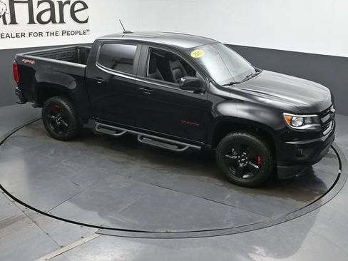 Used 2020 Chevrolet Colorado LT w/ Redline Special Edition AWD/4WD image 37