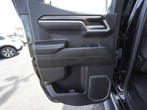 Used 2024 GMC Sierra 1500 Elevation image 13