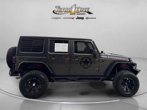 Used 2018 Jeep Wrangler Unlimited Sport w/ Connectivity Group image 4