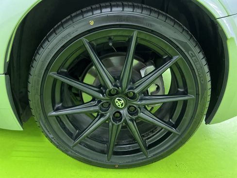 Used 2023 Toyota GR86 Premium RWD image 15