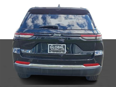 Used 2023 Jeep Grand Cherokee 4WD 4xe w/ Luxury Tech Group II image 6