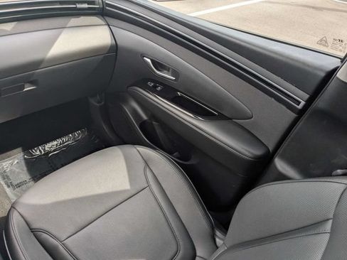 Used 2023 Hyundai Tucson Limited w/ Cargo Package FWD image 18