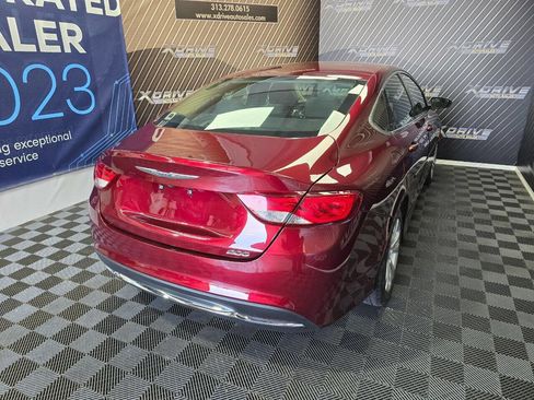Used 2016 Chrysler 200 Limited image 15