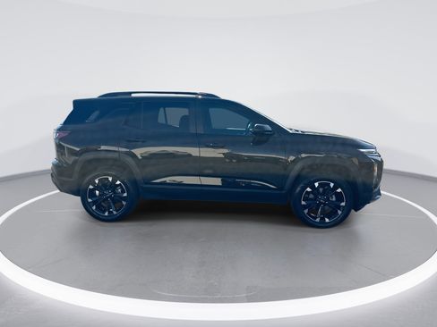 Used 2025 Chevrolet Equinox RS w/ Convenience Package III FWD image 10
