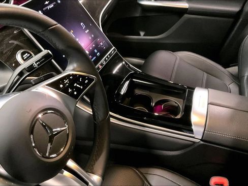 Certified 2024 Mercedes-Benz GLC 300 4MATIC image 12