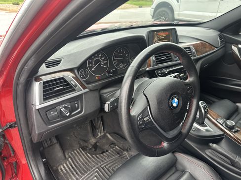 Used 2017 BMW 330i xDrive Sedan AWD/4WD image 11