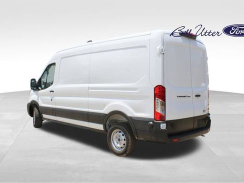 New 2026 Ford Transit 250 148 Medium Roof RWD image 4