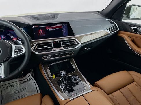 Used 2022 BMW X5 sDrive40i w/ M Sport Package image 24