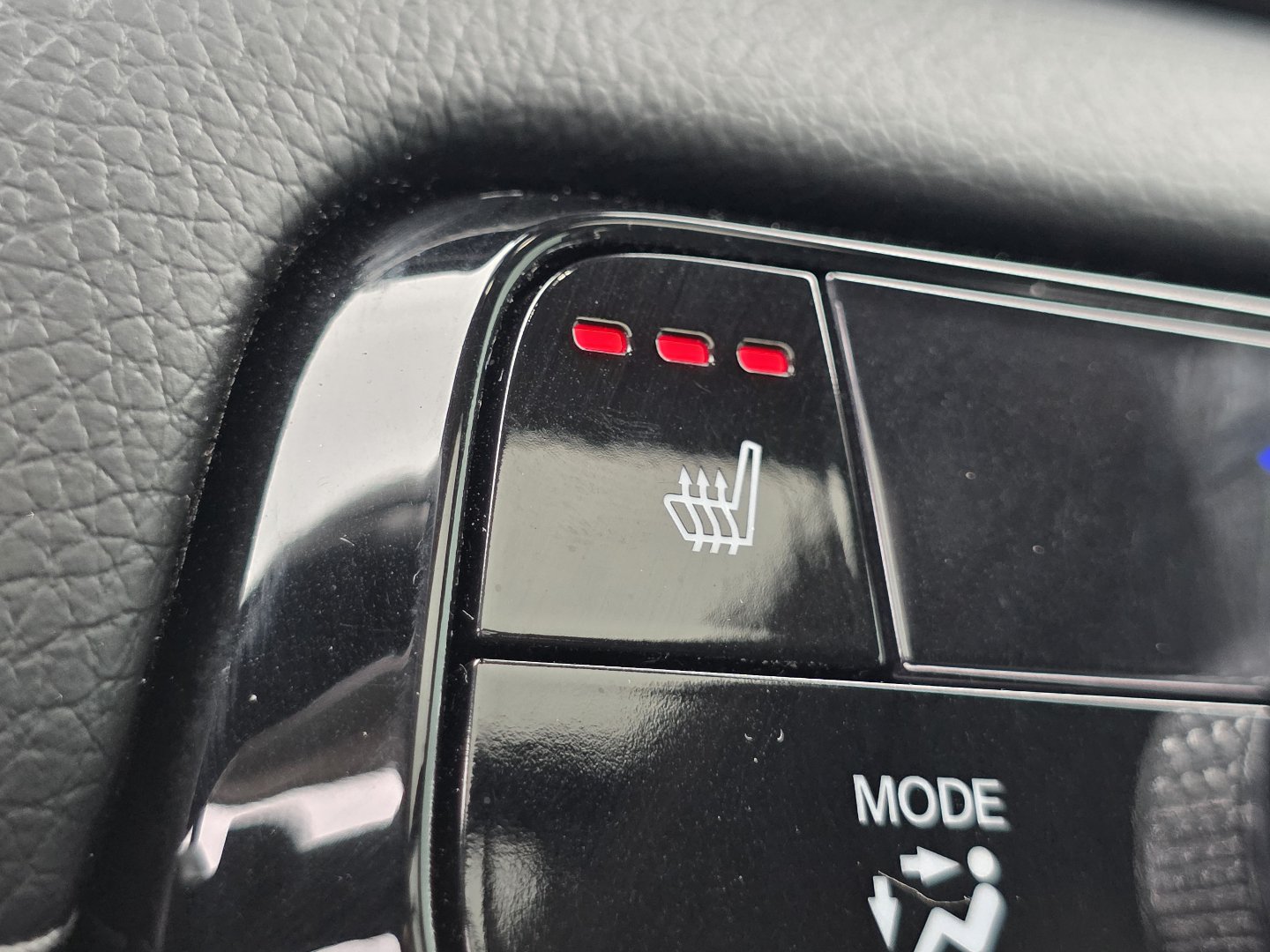 Certified 2023 Honda Pilot Touring image 5