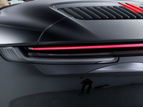 Used 2024 Porsche 911 Carrera S image 18