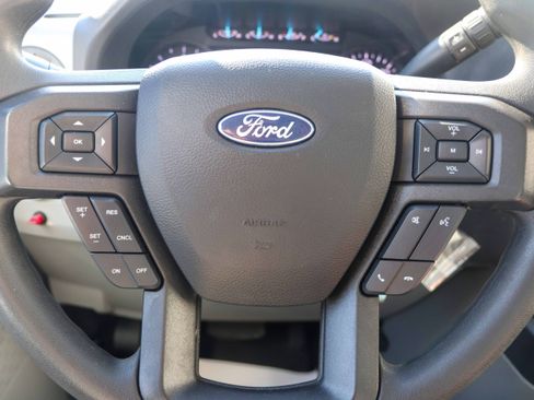 Used 2024 Ford E-350 and Econoline 350 Super Duty w/ Power Windows & Locks Group image 17